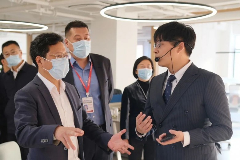常州市委常委、宣傳部部長(zhǎng)陳志良帶隊(duì)調(diào)研常高新&middot;漫柏未來人才社區(qū)