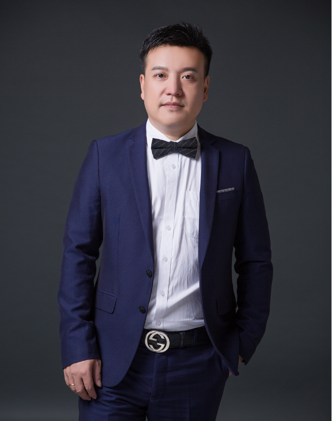 懷揣夢(mèng)想深耕窗簾行業(yè)二十余年-紅藍(lán)青布藝董事長(zhǎng)曹福君