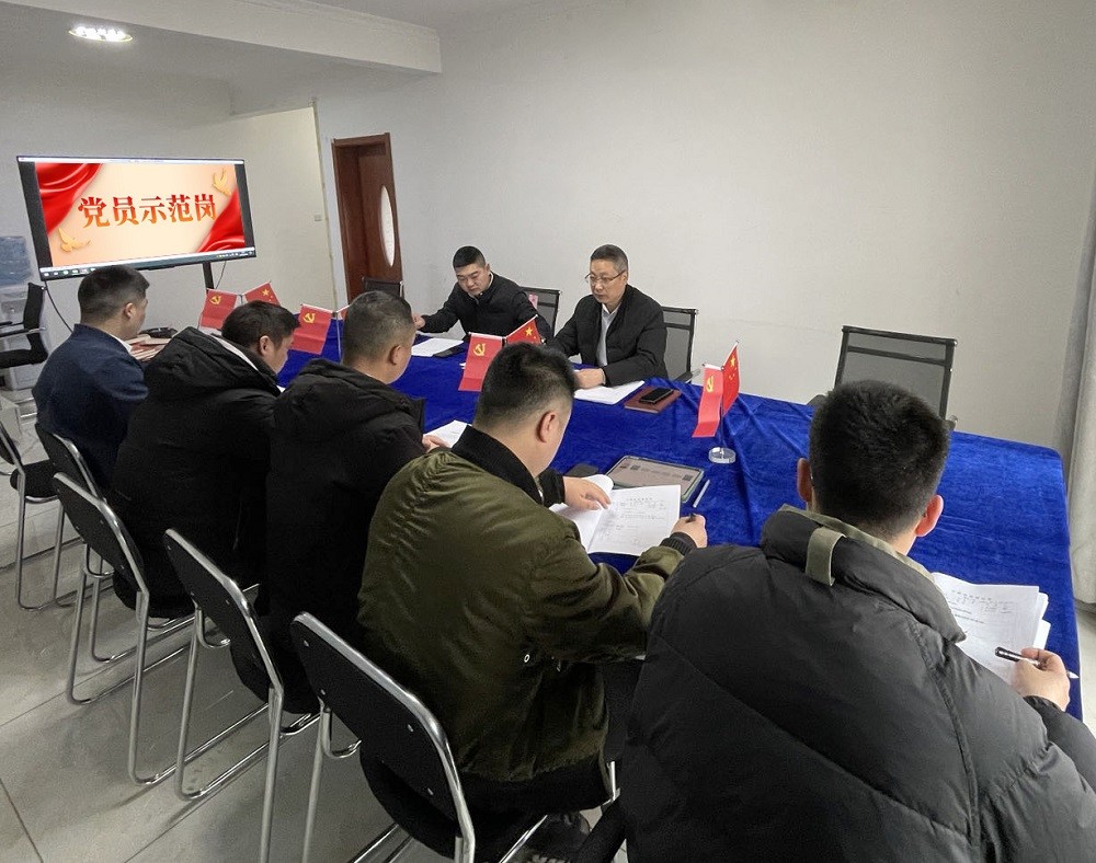 中鐵二局裝修公司永安領匯項目黨支部開展&ldquo;黨員身份亮出來、崗位責任擔起來&rdquo;黨員示范崗活動